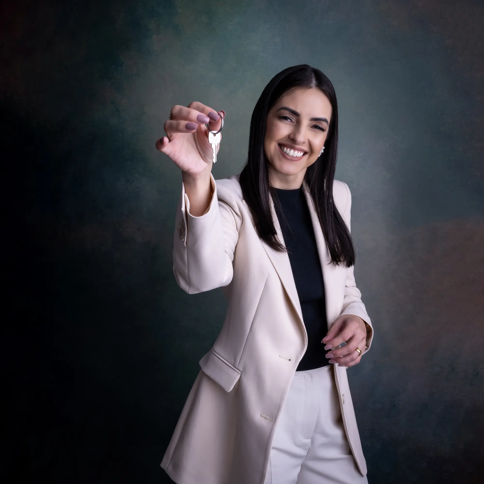 Raquel — retrato profissional em estúdio